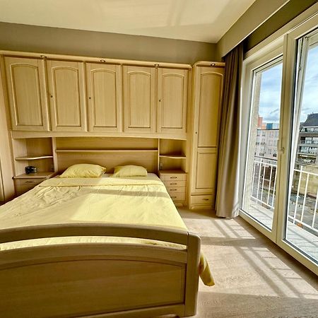Charming Apartment Direct Access Beach Blankenberge Exterior photo